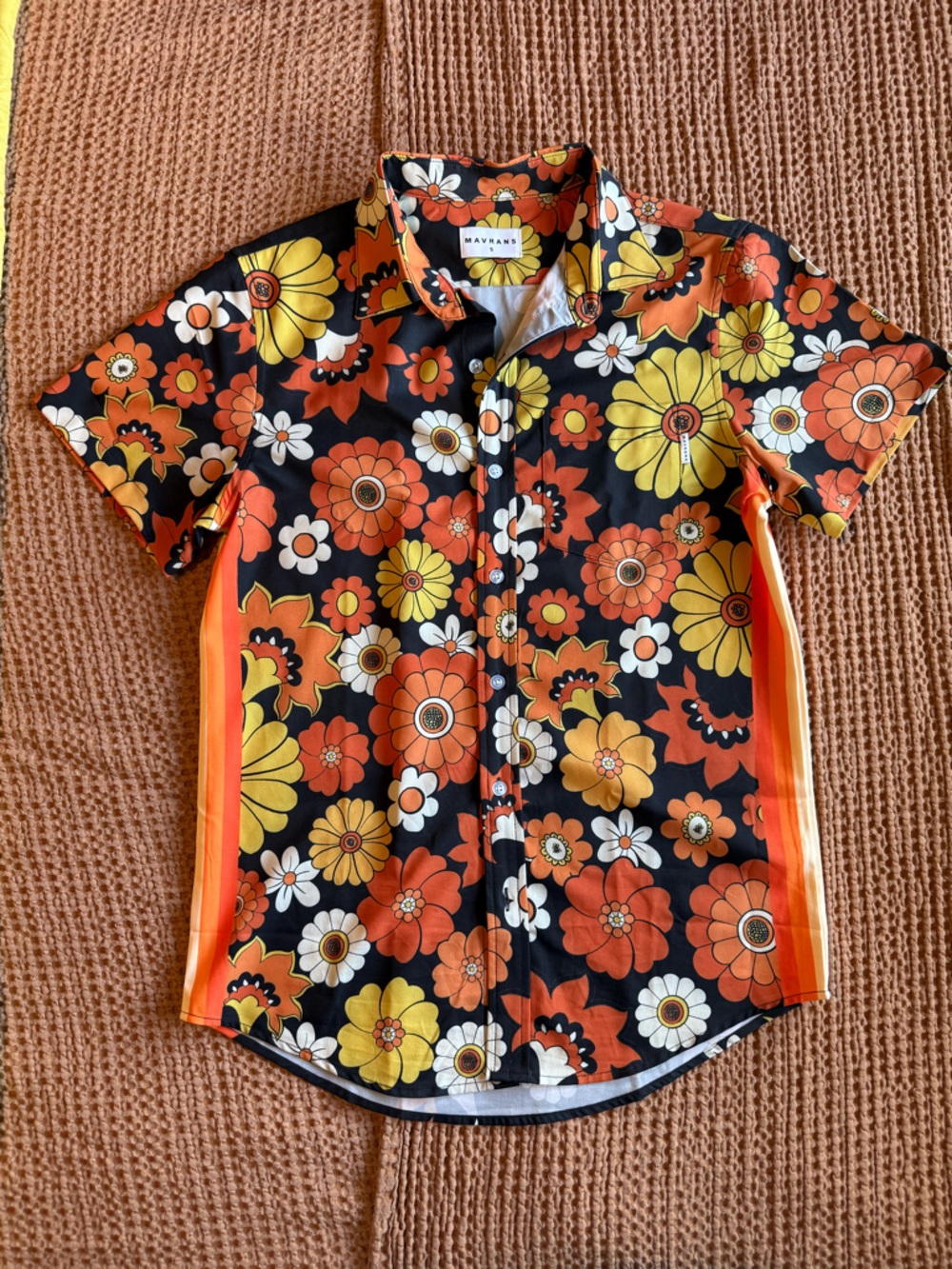 Mavrans Orange Retro Floral Short-Sleeve Button-Down Shirt